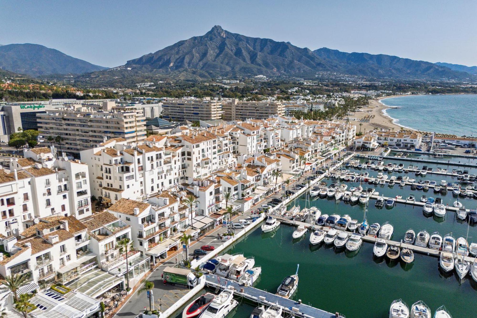 Apartament 243-Fully Renovated-Puerto Banus Marbella Front Line Penthouse Zewnętrze zdjęcie